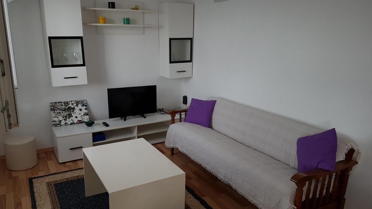 Apartman Vojaline Milna  Exteriér fotografie