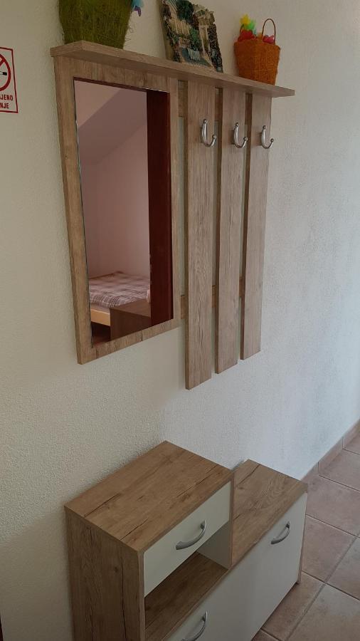 Apartman Vojaline Milna  Exteriér fotografie