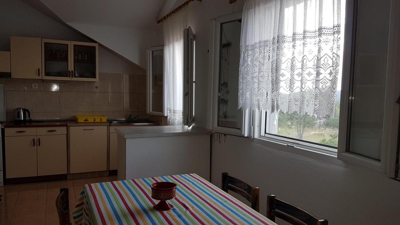 Apartman Vojaline Milna  Exteriér fotografie